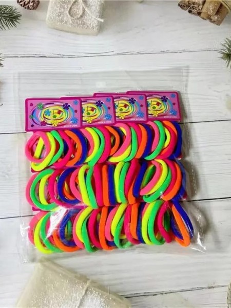 Çoklu Ve Renkli Lastik Toka Çoklu Ve Renkli Lastik Toka